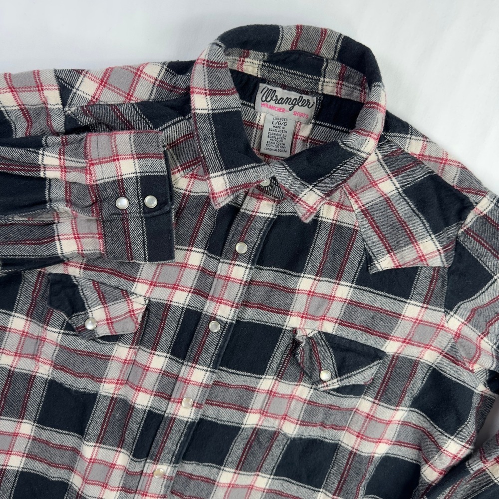 Wrangler Shirt Women's Large Black White Red Flannel Pearl Snap Button Down L/S